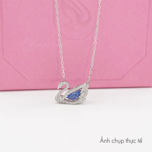 Dây chuyền Swarovski 5533397 chính hãng | Dancing Swan Necklace | Ảnh chụp thực tế - chụp xa