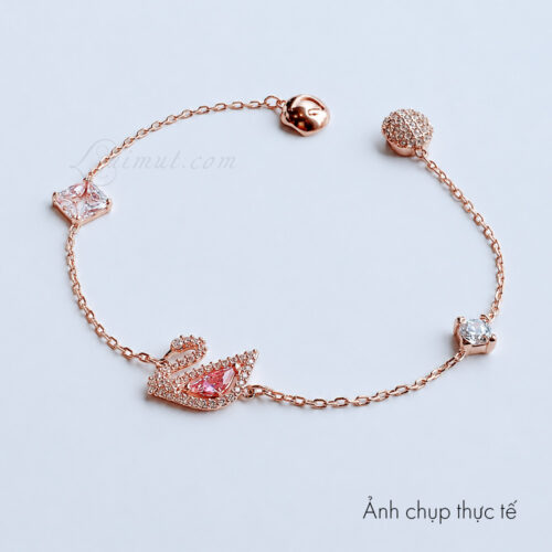 Lắc tay Swarovski 5485876 5472271 chính hãng | Dazzling Swan Bracelet | Ảnh chụp thực tế 01