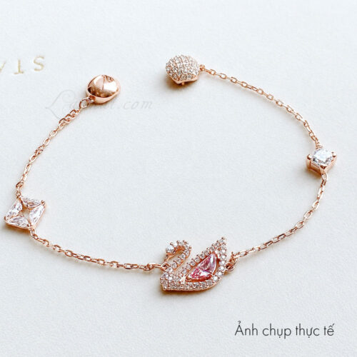 Lắc tay Swarovski 5485876 5472271 chính hãng | Dazzling Swan Bracelet | Ảnh chụp thực tế 03