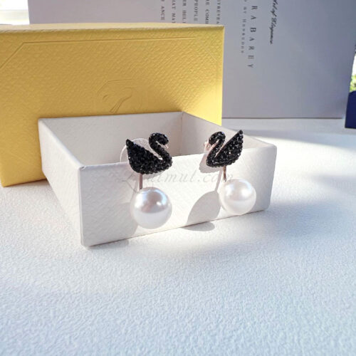 Khuyên Tai Swarovski Thiên Nga Đen Iconic Swan Earring 5193949