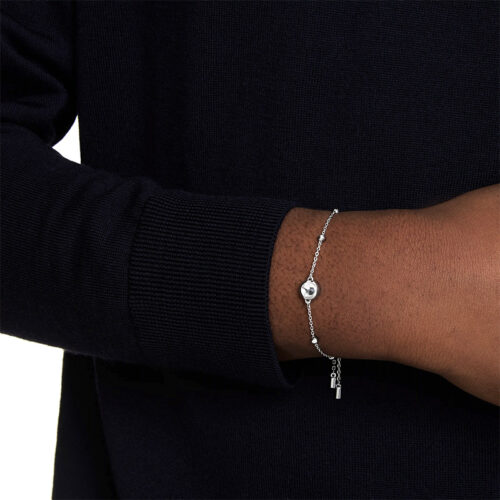 Lắc Tay Swarovski 5733196 Una Angelic Bracelet - Ảnh đeo tay