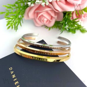 daniel wellington bangle