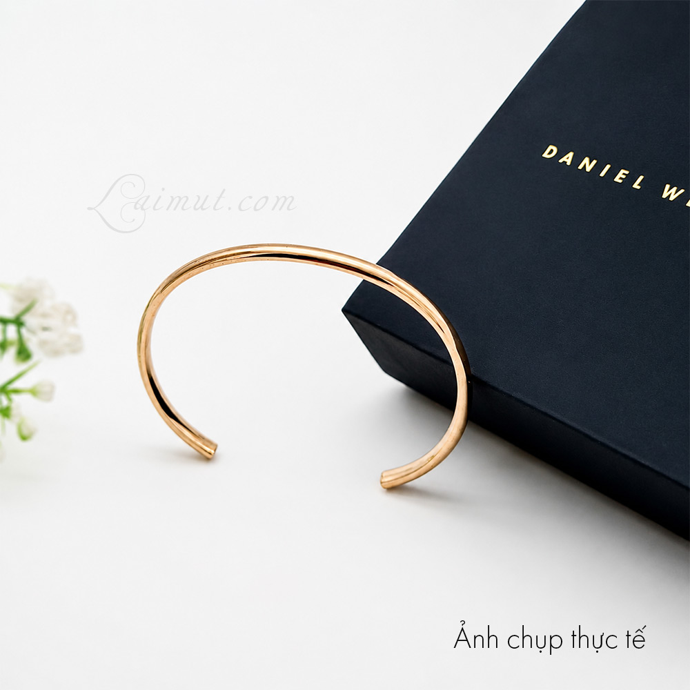Vòng cuff Daniel Wellington DW00401944 DW00401984 | Arch Cuff Rose gold 4mm | Laimut | Ảnh chụp thực tế