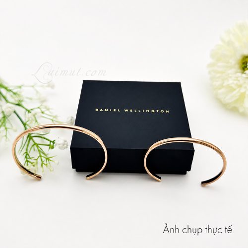 Vòng cuff Daniel Wellington DW00401944 DW00401984 | Arch Cuff Rose Gold 4mm | Laimut | Ảnh thực tế