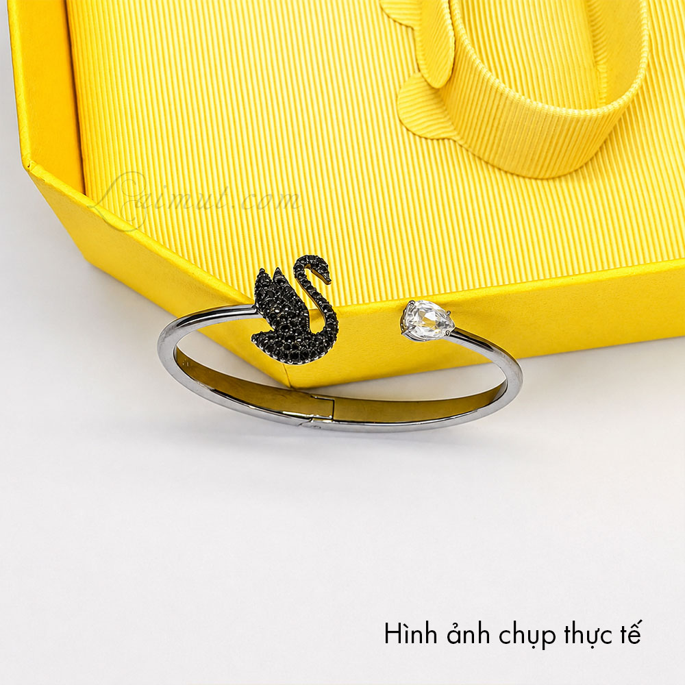 Vòng tay Swarovski 5688745 Swan Bangle | Ảnh thật 03